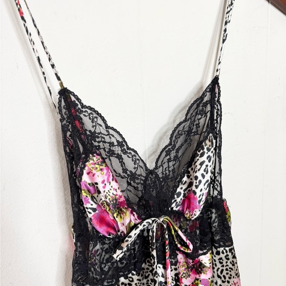 Victoria’s Secret Adorable Leopard & Floral Satin Mini Slip Dress size M new - Picture 3 of 8